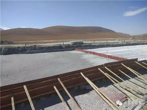 中泰頭條 探索電石渣應用新方向 中泰創安進入電石渣路基鋪筑現場試驗階段